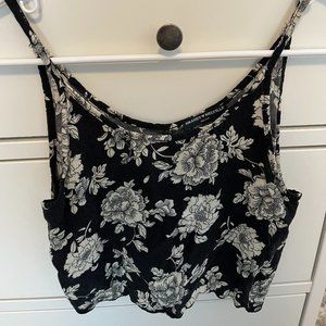 Brandy Melville Y2K tank tops